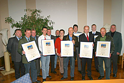 Auszeichnung für das Bemühen, Barrieren abzubauen Auszeichnung für das Bemühen, Barrieren abzubauen